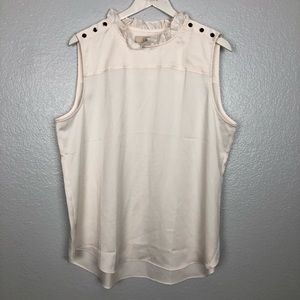 LOFT Women’s Cream Blouse 🤩